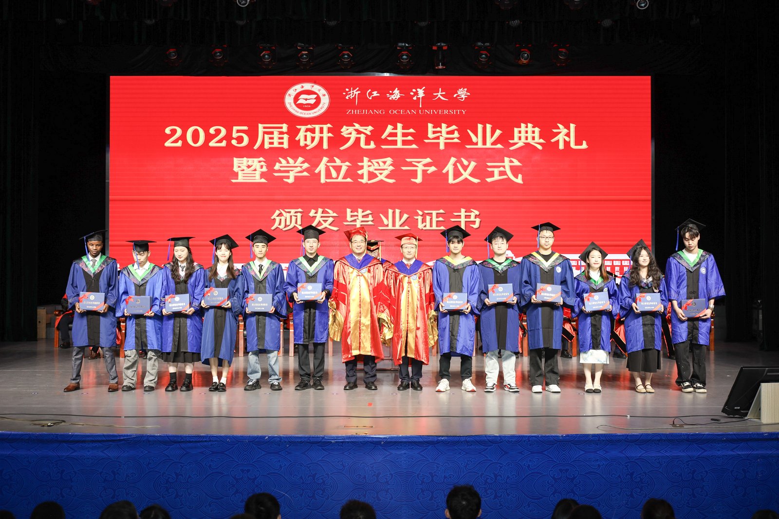 研究生毕业典礼5.jpg