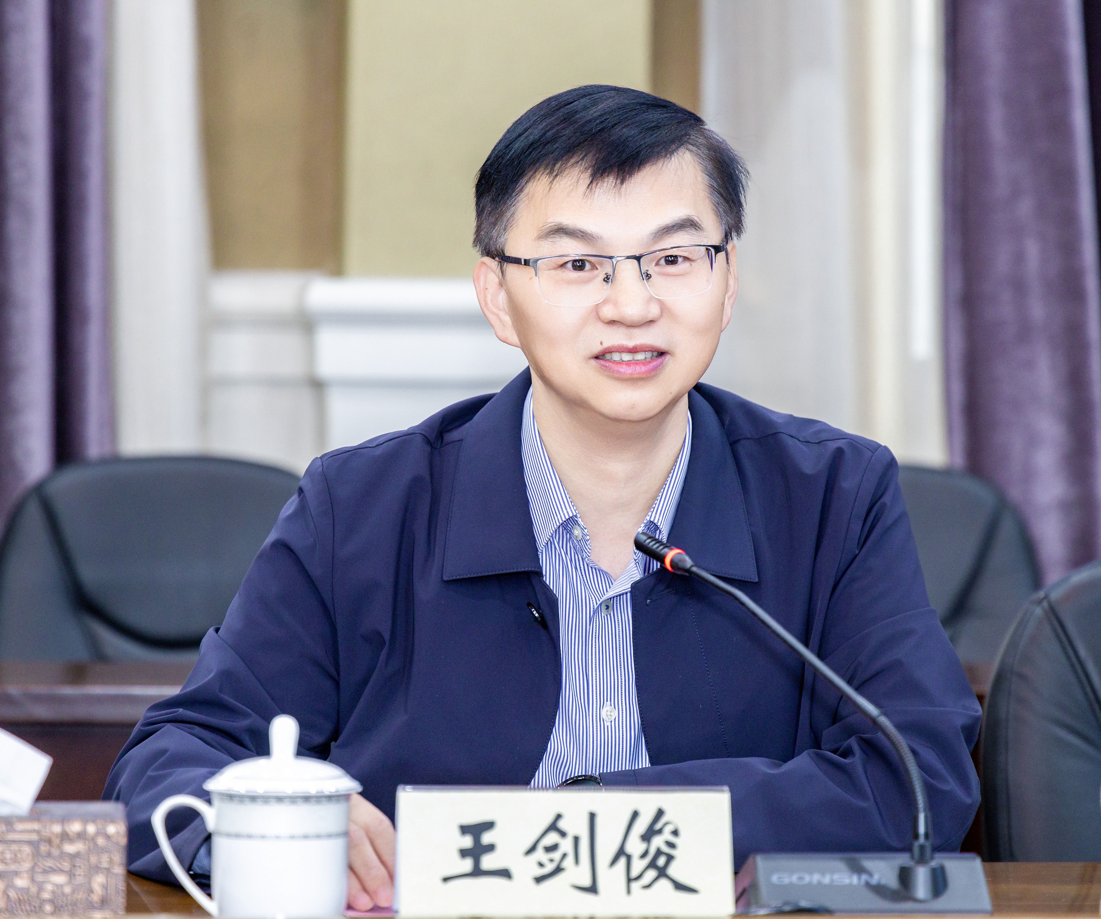 20241125-江苏海洋大学副校长金芙蓉一行来校调研-246.jpg