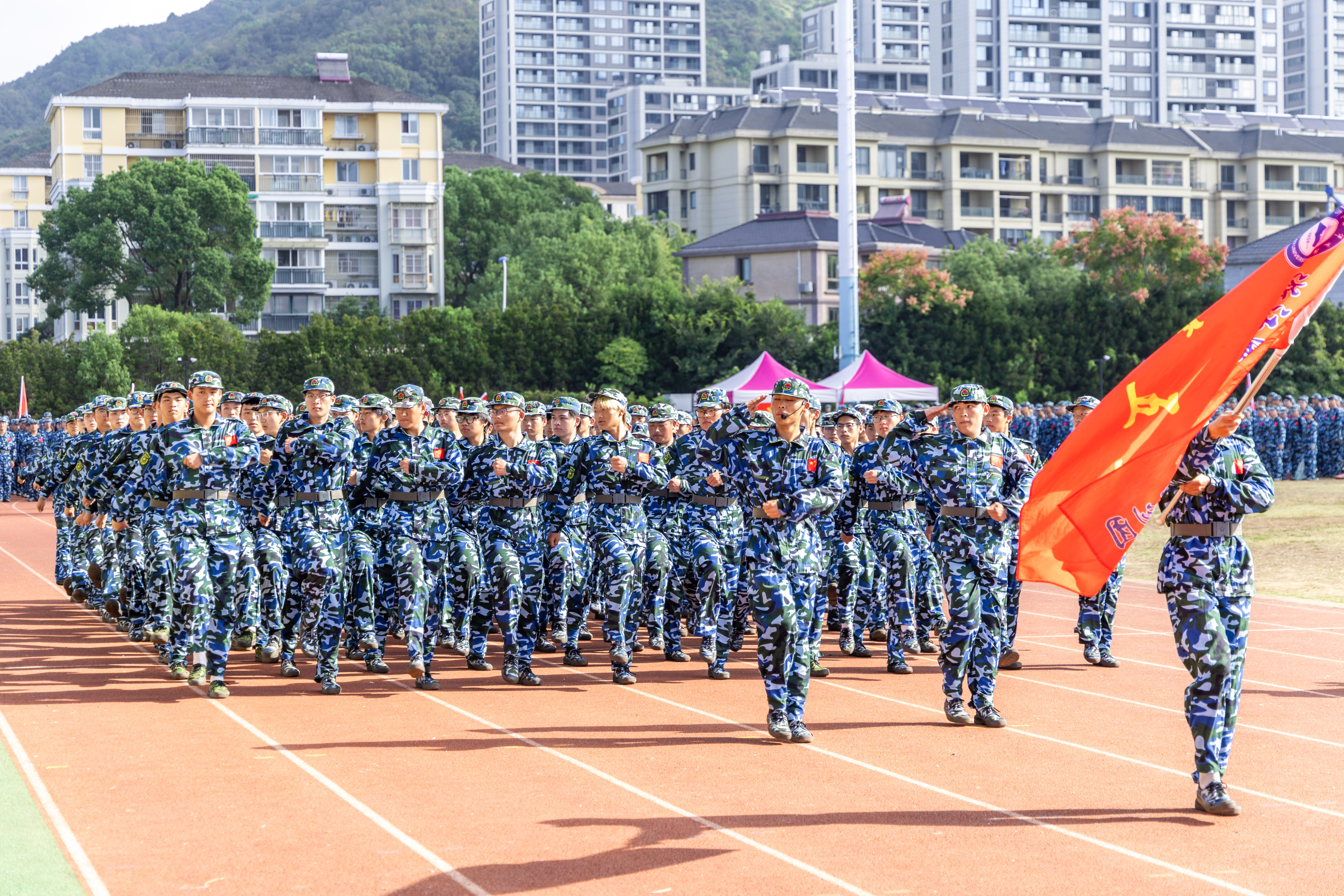 20250927-2025级学生军训会操暨总结表彰大会-47.jpg