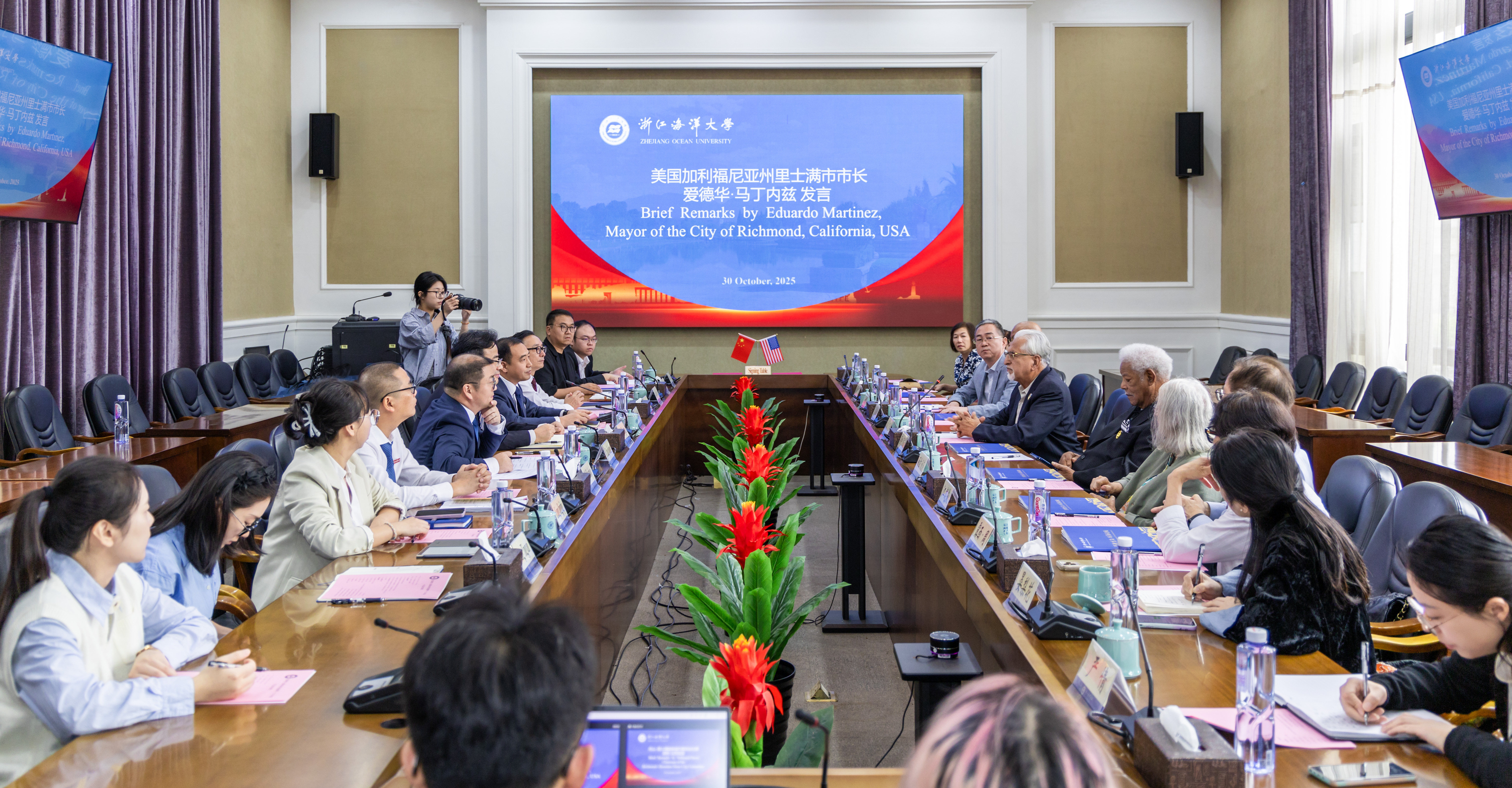 20251030-美国里士满市市长马丁内兹·爱德华 一行来校-137.jpg