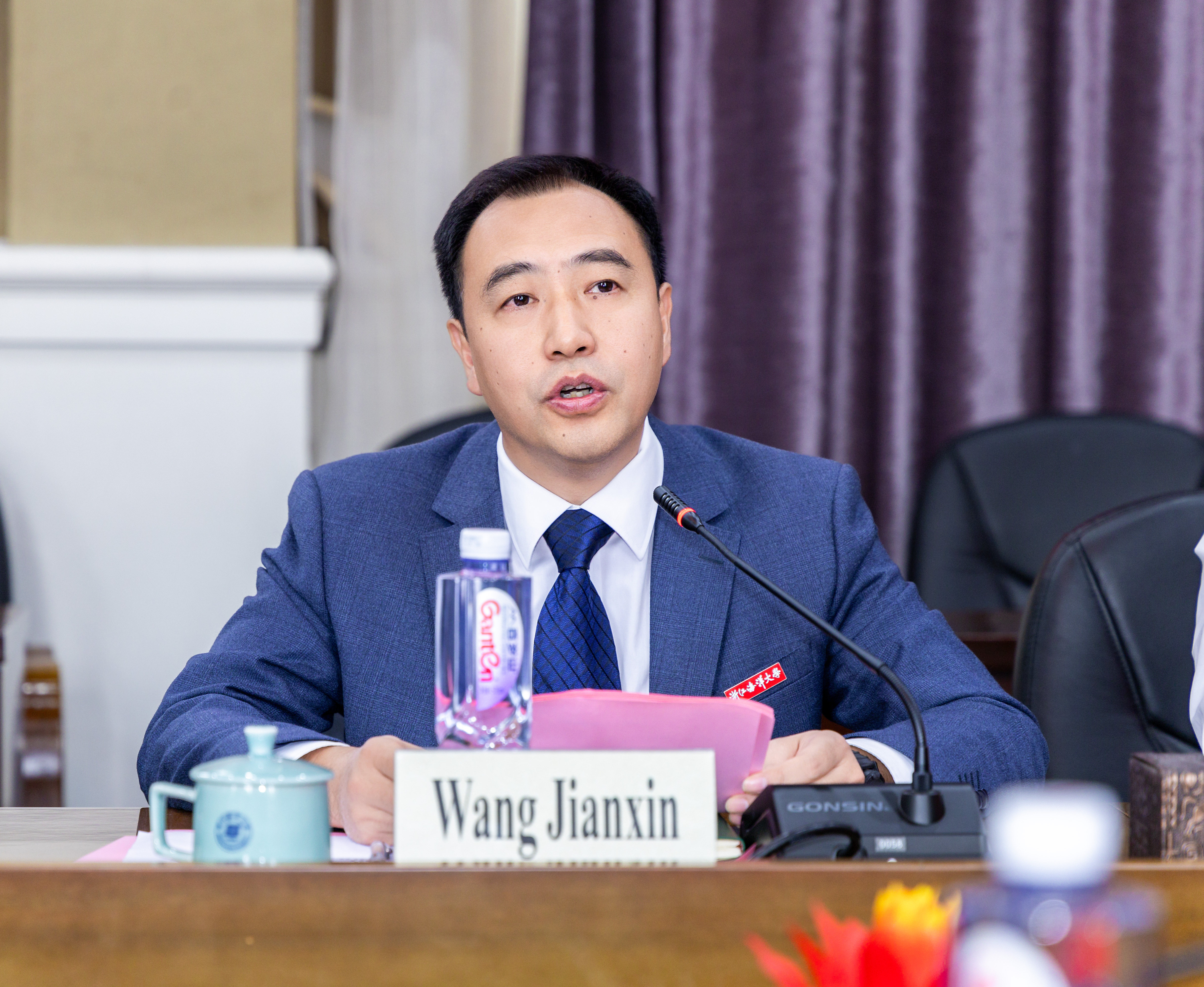 20251030-美国里士满市市长马丁内兹·爱德华 一行来校-38.jpg