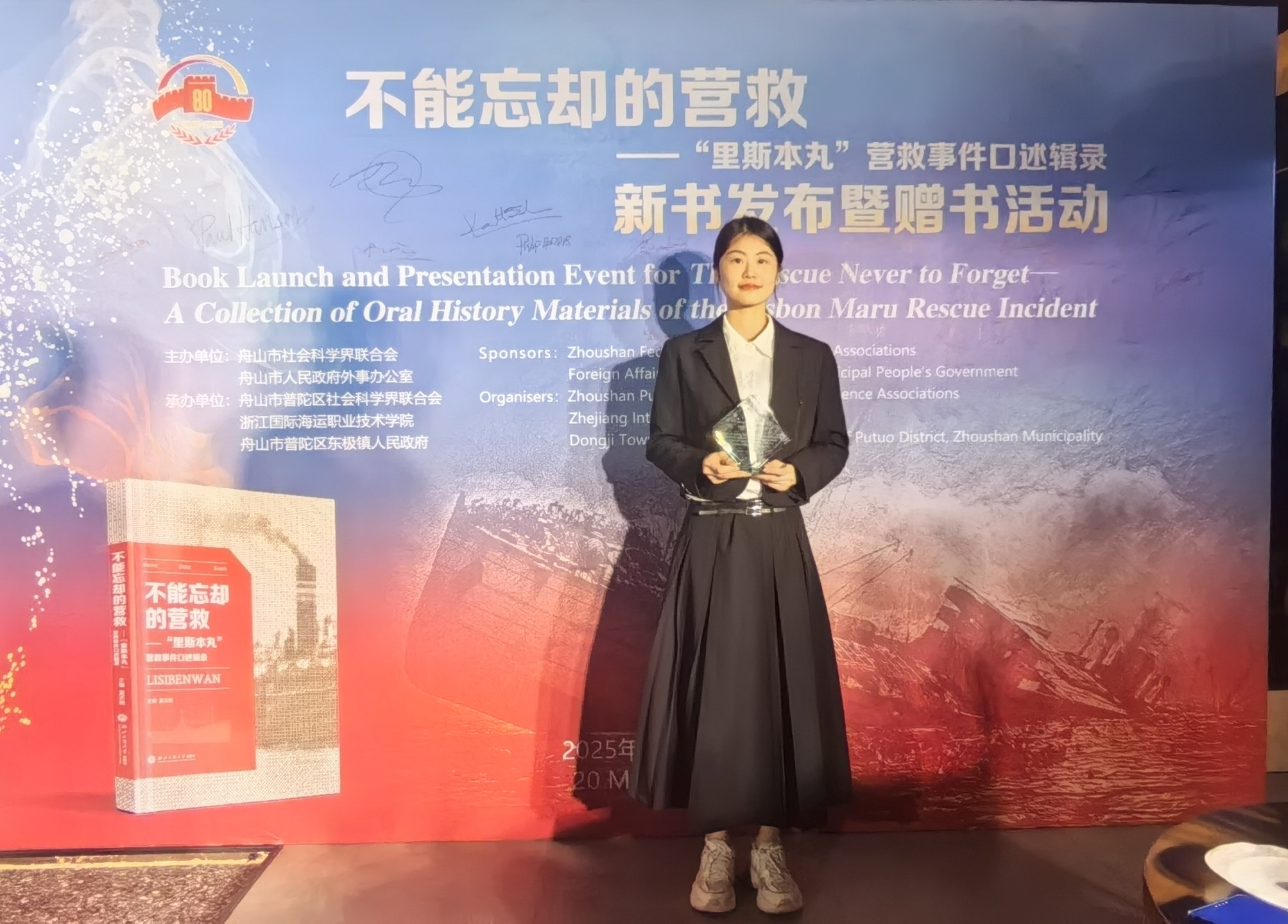 71b0371b8954d60827171f33c54e73c.jpg 71b0371b8954d60827171f33c54e73c.jpg